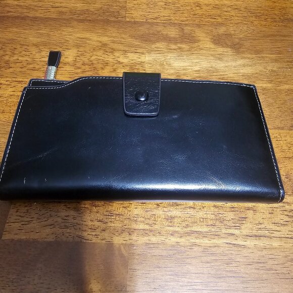RFID Blocking Black Wallet - Picture 1 of 12